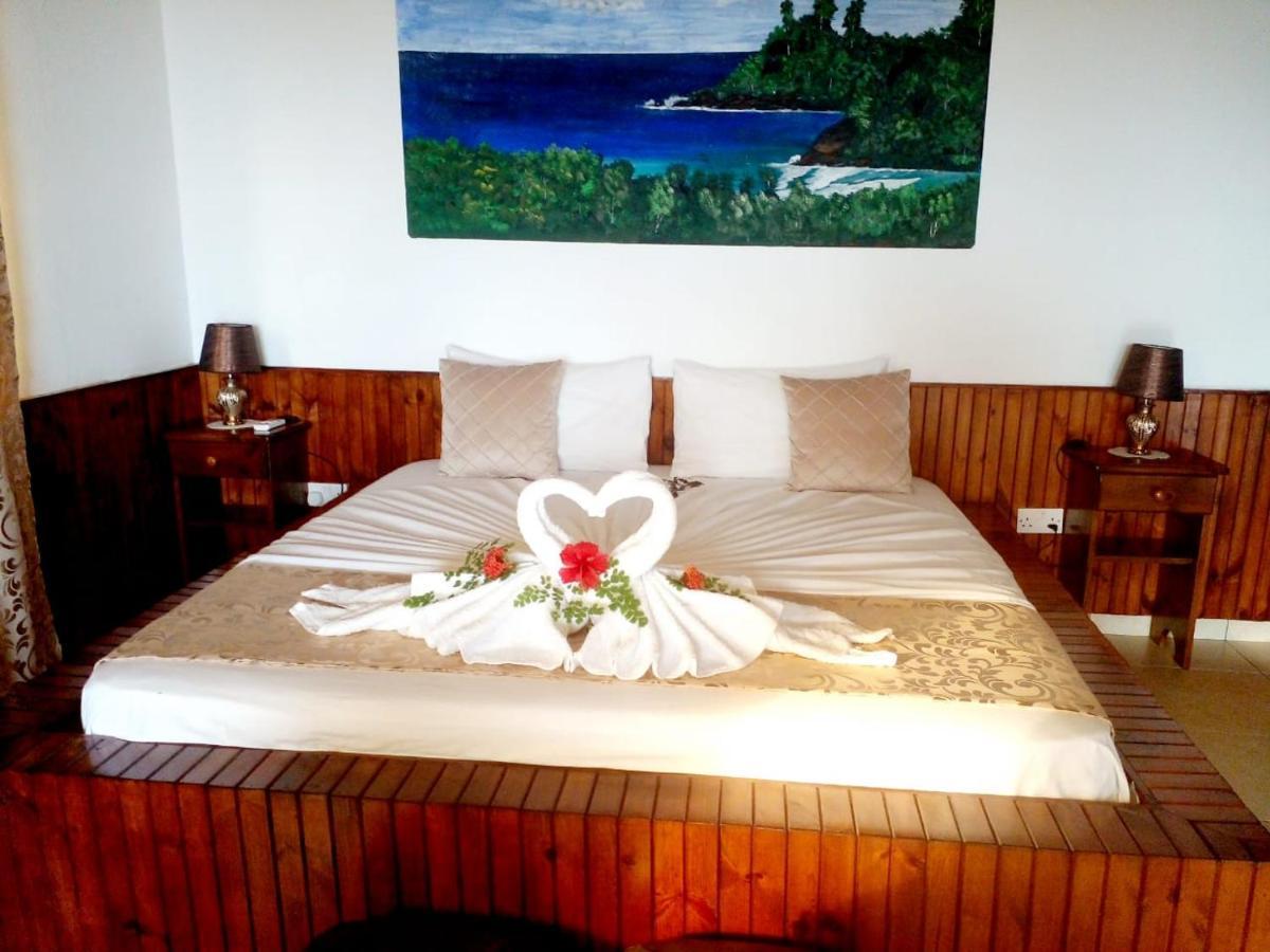 Les Elles Guesthouse Self Catering Baie Lazare  Luaran gambar